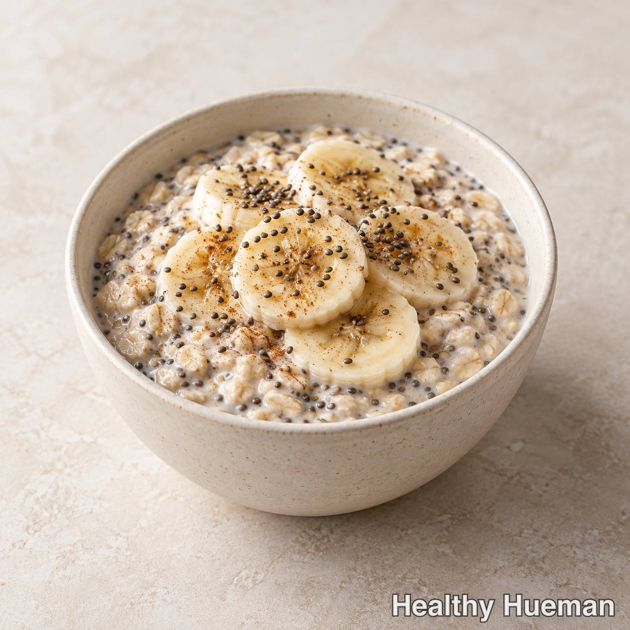 Overnight oats with banana and chia